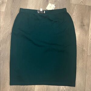 St. John Collection Vintage NWT Emerald Knit Pencil Pull-on Skirt Size 16